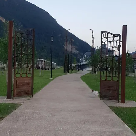 The Family Bienvenidos A Apartamento Canfranc