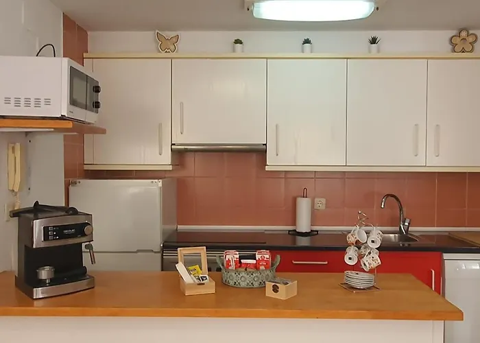 The Family Bienvenidos A * Canfranc