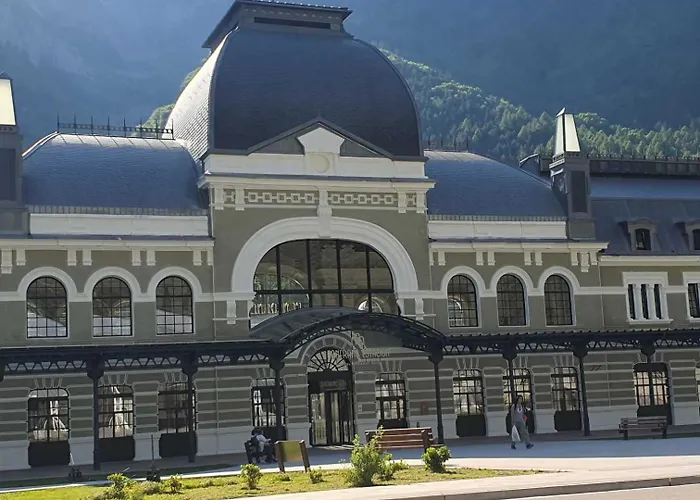 The Family Bienvenidos A Apartamento Canfranc