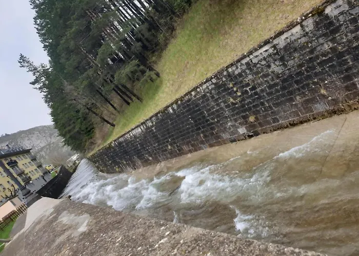 The Family Bienvenidos A Lägenhet