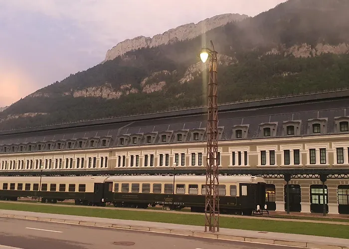 The Family Bienvenidos A *